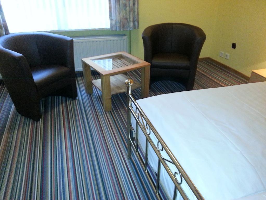 Alte Rathausschaenke - Hotel Garni Hannoversch Münden Zewnętrze zdjęcie