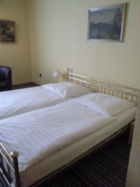 Alte Rathausschaenke - Hotel Garni Hannoversch Münden Zewnętrze zdjęcie