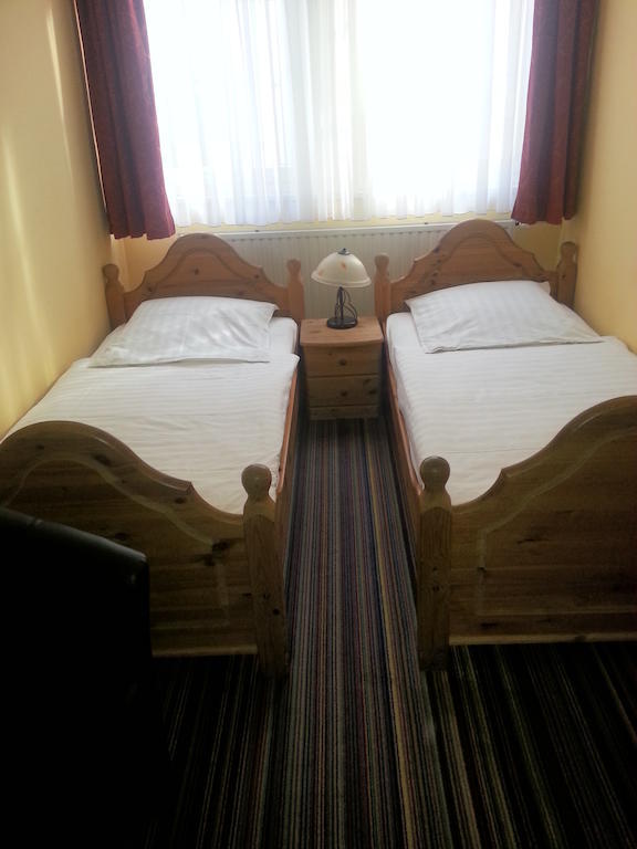 Alte Rathausschaenke - Hotel Garni Hannoversch Münden Zewnętrze zdjęcie